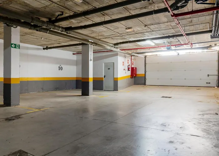 Luxury With Free Alcazaba Lagoon Access *