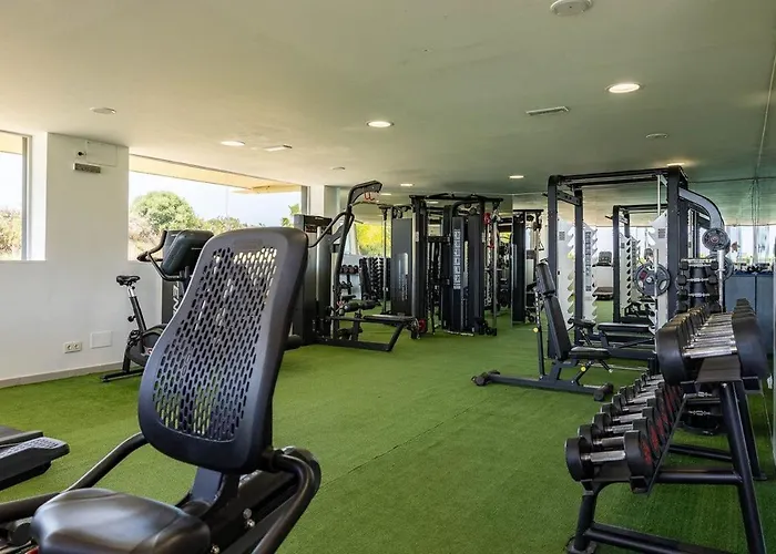 Апартаменты Luxury With Free Alcazaba Lagoon Access *