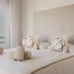 Apartment Luxury With Free Alcazaba Lagoon Access Estepona