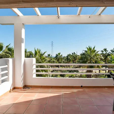 Luxury With Free Alcazaba Lagoon Access * エステポナ