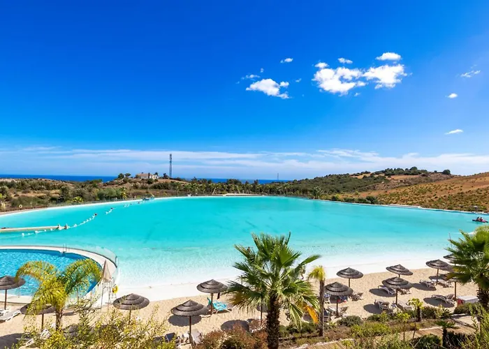 Luxury With Free Alcazaba Lagoon Access *