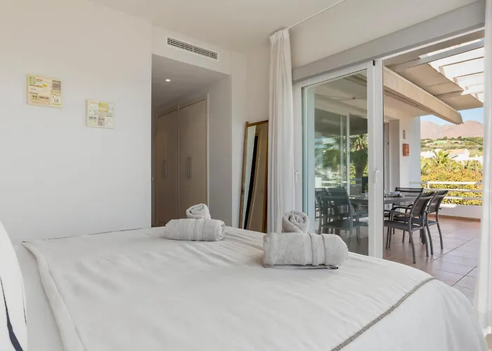 Luxury With Free Alcazaba Lagoon Access * Estepona